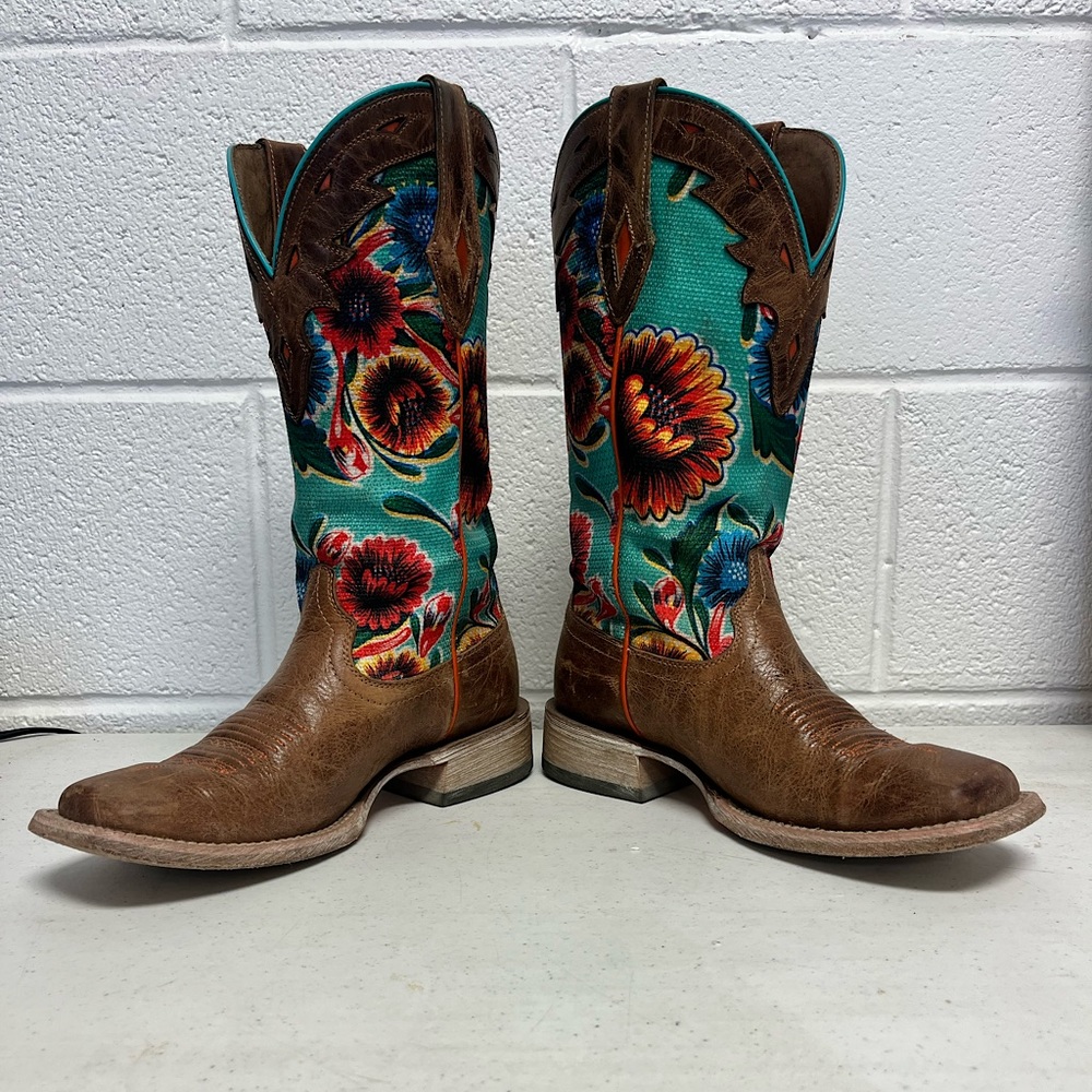 Ariat Womens Cowgirl Cowboy Western Boots size 6.5
